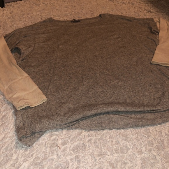 Vince Gray and Cream Sweater Large C - Picture 5 of 5